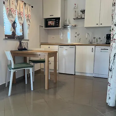 Cozy&quiet Apartman Rovinj